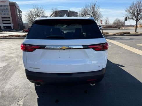 Used 2023 Chevrolet Traverse LT image 7