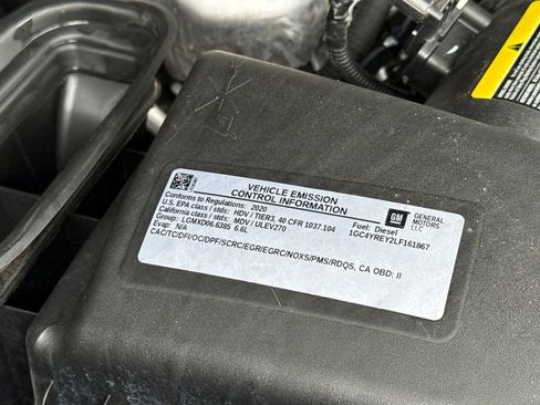 Used 2020 Chevrolet Silverado 2500 High Country w/ Technology Package image 39