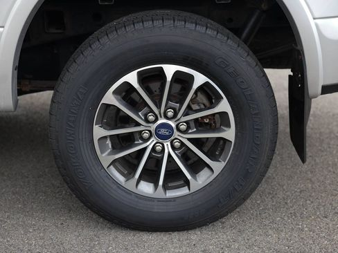Certified 2019 Ford F150 XLT w/ Equipment Group 302A Luxury AWD/4WD image 26