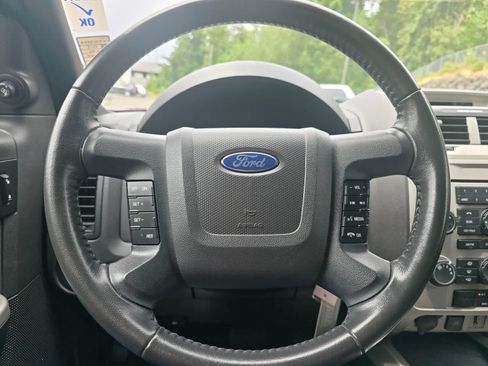 Used 2012 Ford Escape XLT AWD/4WD image 19