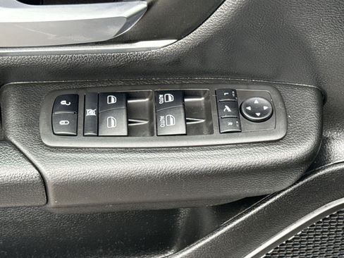 Used 2022 RAM 1500 Big Horn AWD/4WD image 15
