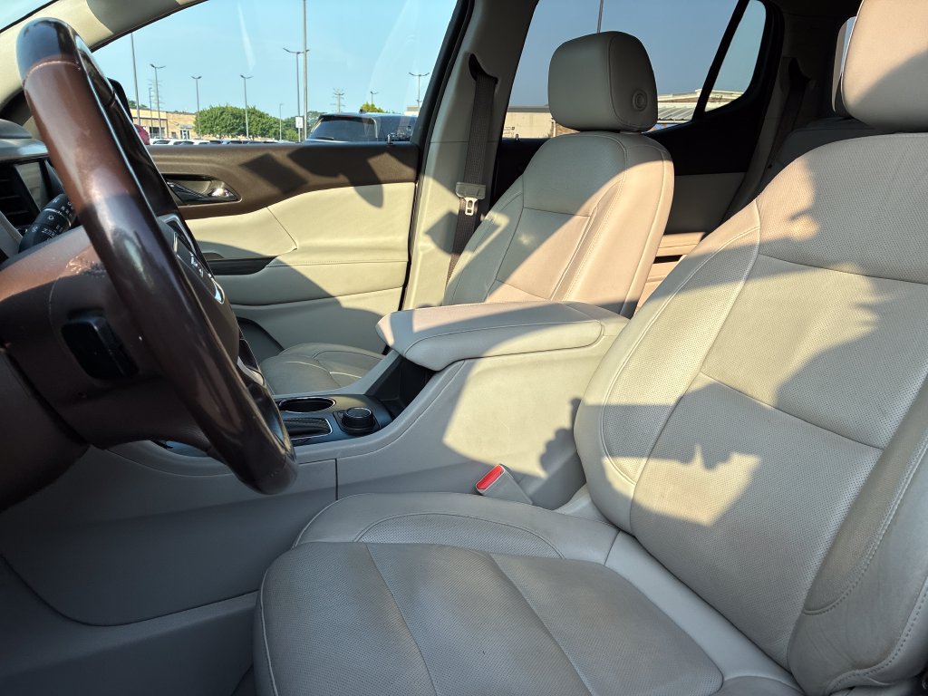 Used 2018 GMC Acadia SLT FWD image 12