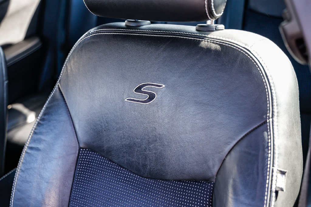 Used 2013 Chrysler 200 Limited FWD image 13