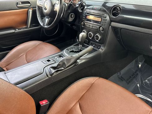 Used 2015 MAZDA MX-5 Miata Grand Touring w/ Premium Package image 28