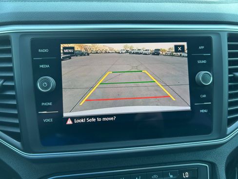 Used 2019 Volkswagen Atlas SE w/ Towing Package AWD/4WD image 23
