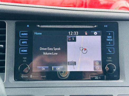 Used 2016 Toyota Sienna XLE Premium image 20