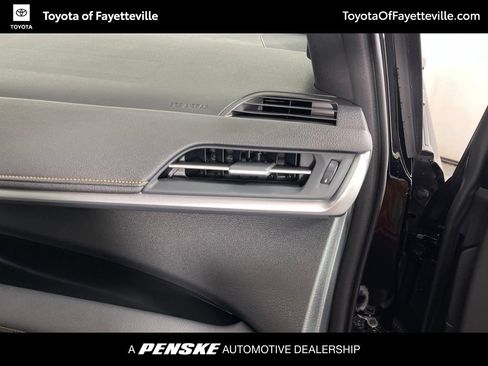 New 2026 Toyota Sienna XLE Woodland Edition AWD/4WD image 11