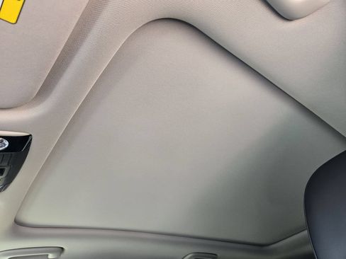 New 2026 Kia Sorento S FWD image 18