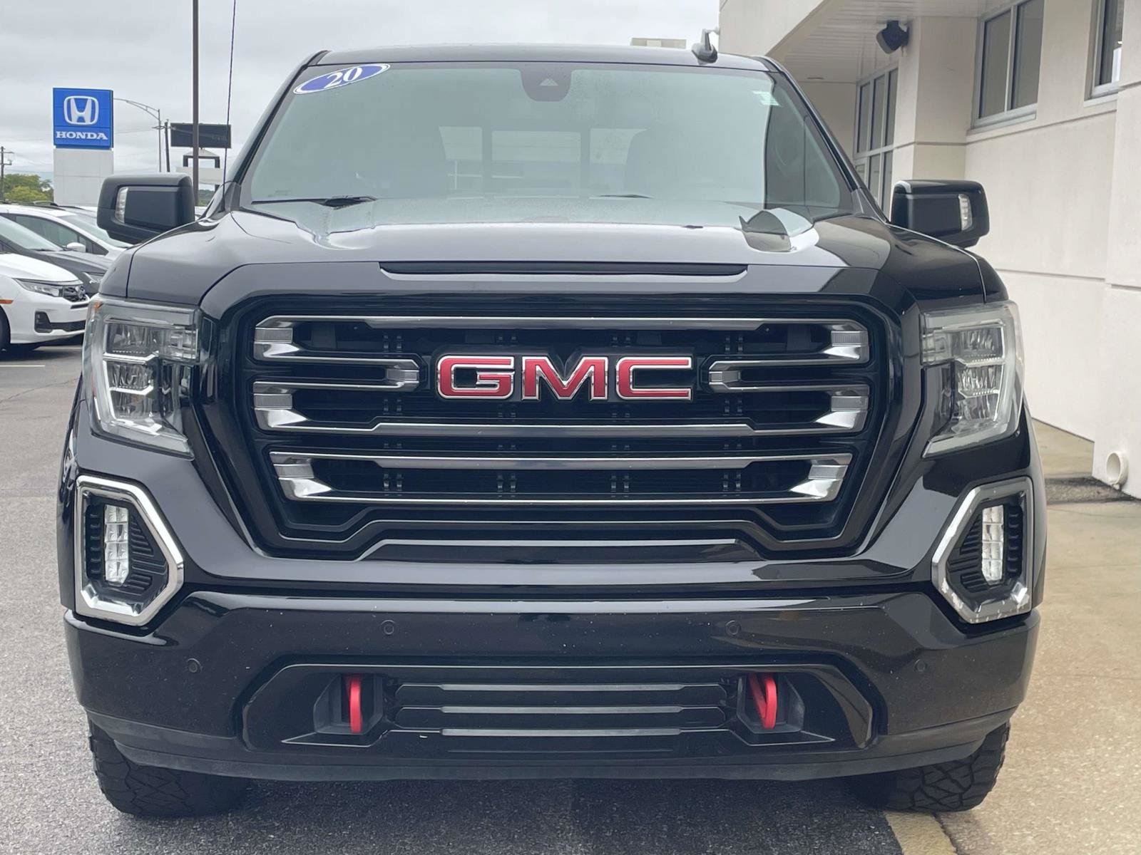 Used 2020 GMC Sierra 1500 AT4 w/ AT4 Premium Package AWD/4WD image 5