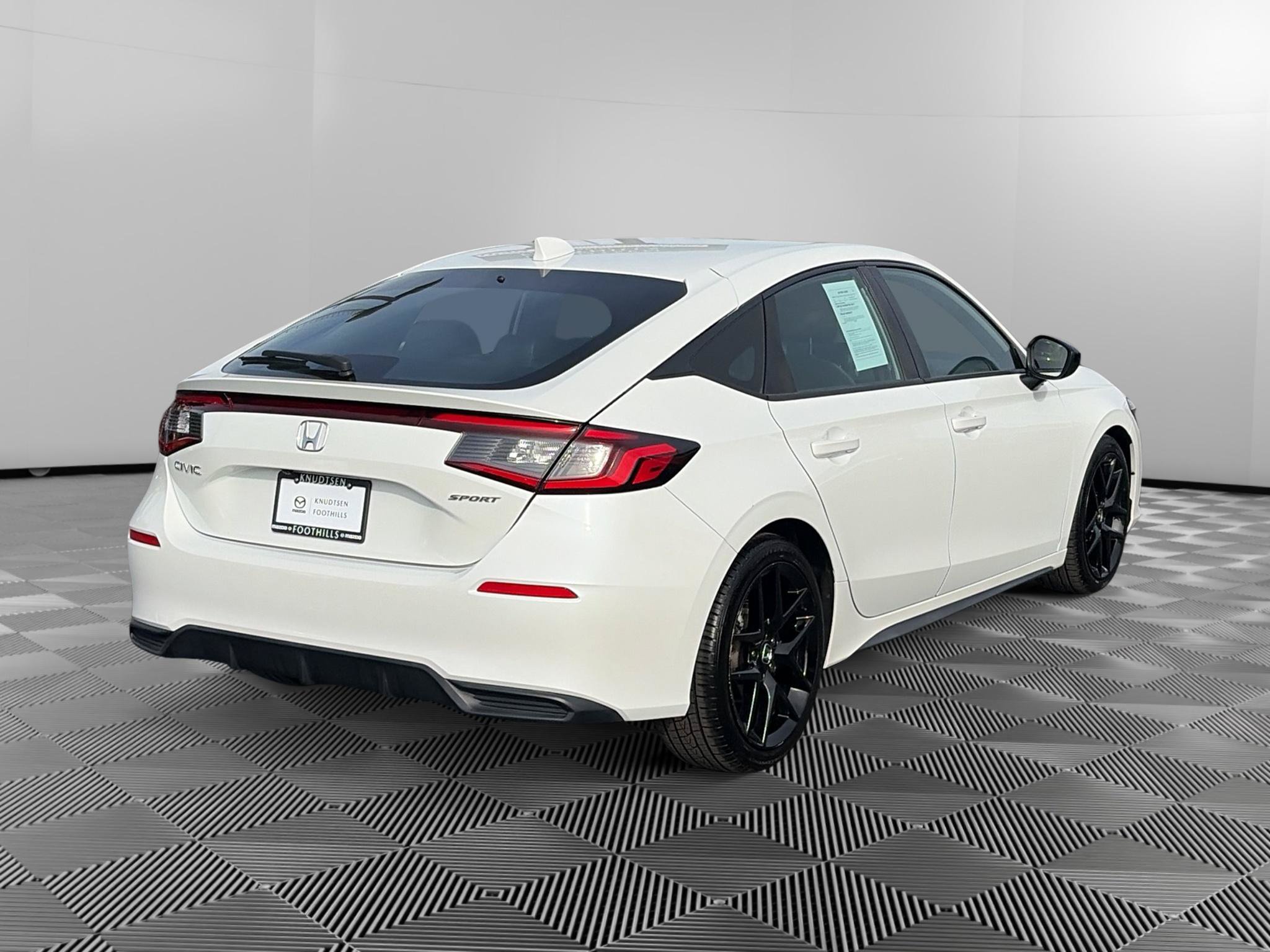 Used 2022 Honda Civic Sport image 7