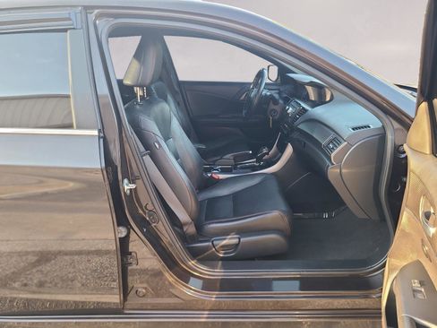 Used 2017 Honda Accord Sport Special Edition image 23