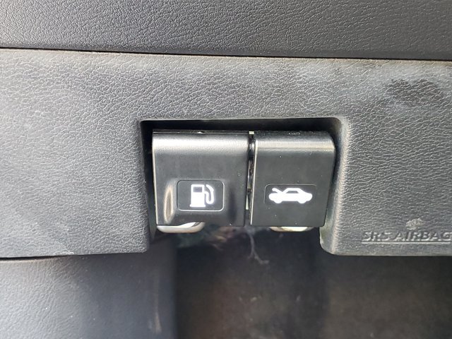 Certified 2024 Nissan Versa SV FWD image 7