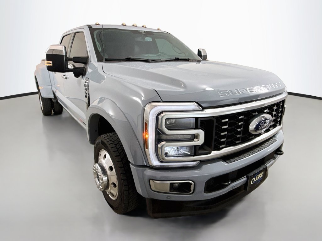 Used 2025 Ford F450 Platinum w/ Platinum Plus Package AWD/4WD image 1