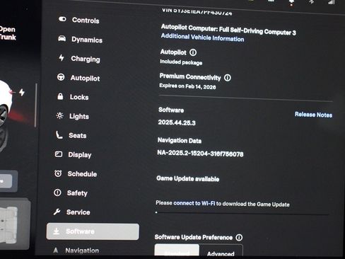 Used 2023 Tesla Model 3 Standard Range image 22