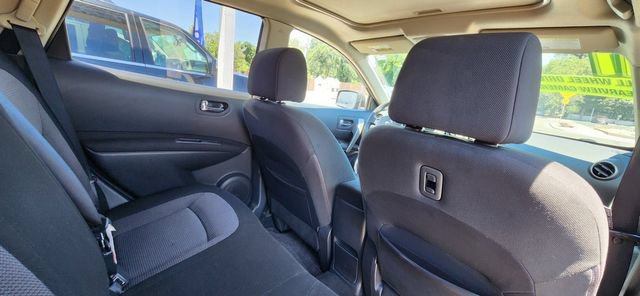 Used 2011 Nissan Rogue SV w/ Premium Pkg AWD/4WD image 12