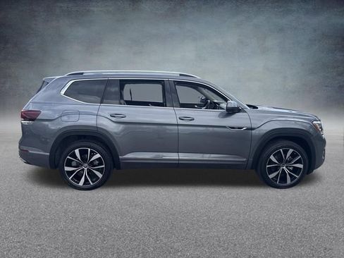 Used 2024 Volkswagen Atlas SEL Premium R-Line AWD/4WD image 5