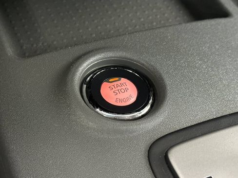 Used 2020 Nissan Frontier SV w/ SV Utility Package RWD image 25