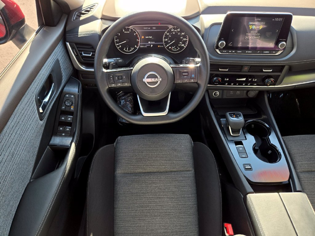 Certified 2023 Nissan Rogue SV FWD image 14