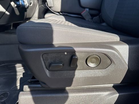 Used 2024 Chevrolet Silverado 1500 Custom w/ Turbomax Blackout Package image 10