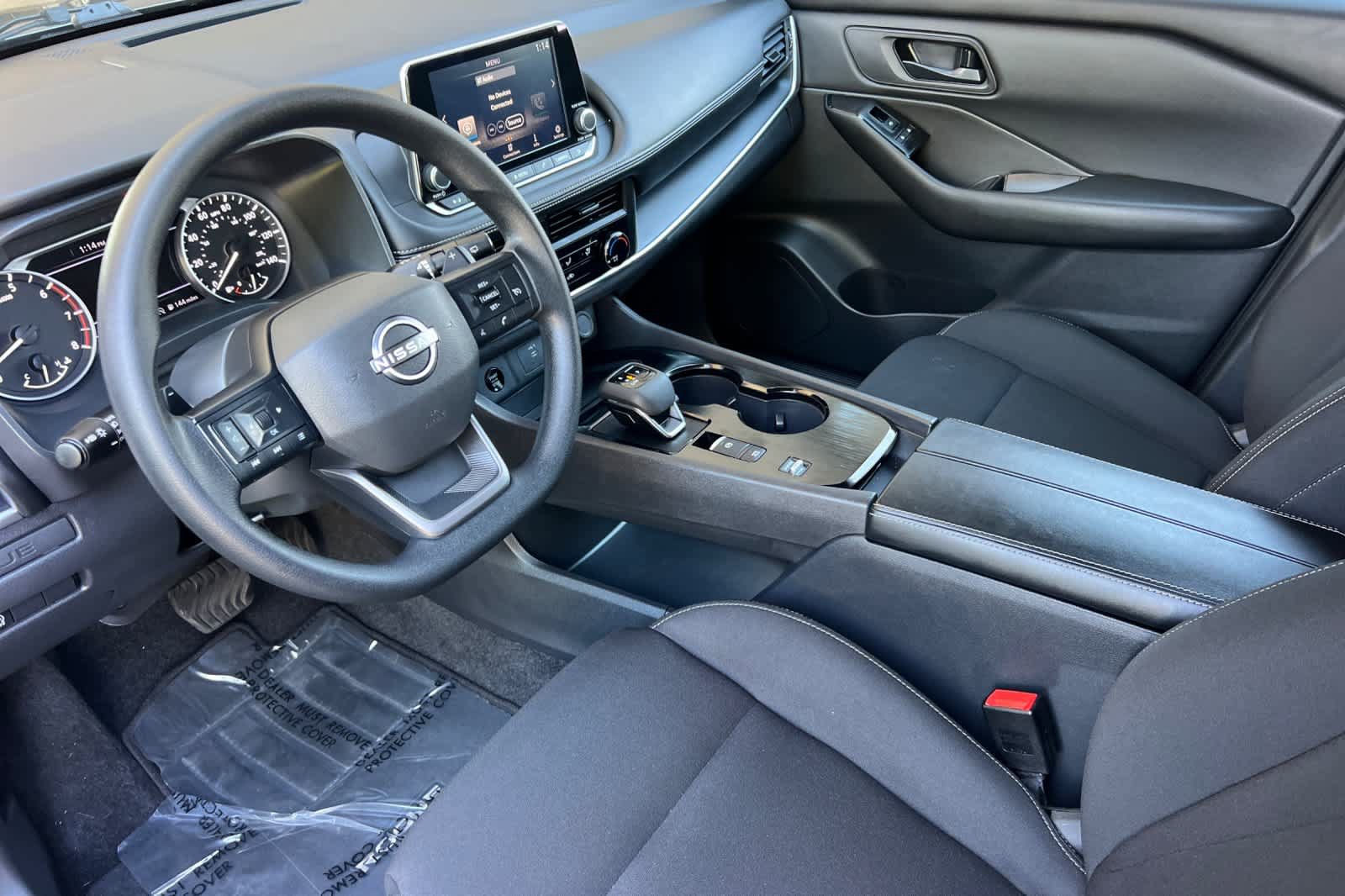 Used 2026 Nissan Rogue S FWD image 11