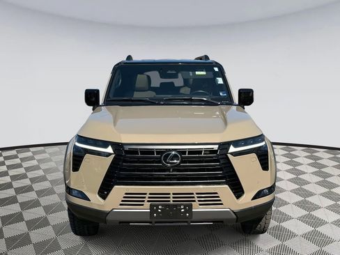 Used 2024 Lexus GX 550 image 6