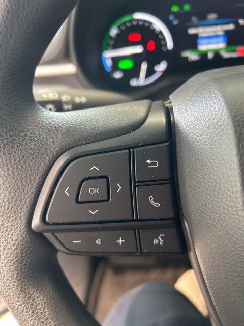 Used 2025 Toyota Sienna LE AWD/4WD image 14