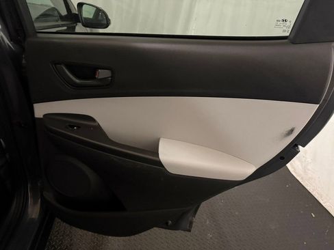 Used 2023 Hyundai Kona SEL image 28