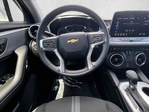 Used 2024 Chevrolet Blazer LT w/ Driver Confidence Package FWD image 7