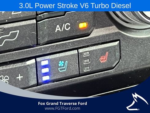 Certified 2018 Ford F150 Lariat w/ Equipment Group 502A Luxury AWD/4WD image 29