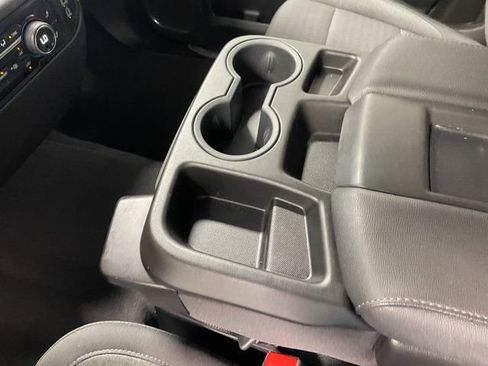 Used 2024 Chevrolet Silverado 1500 LT AWD/4WD image 17
