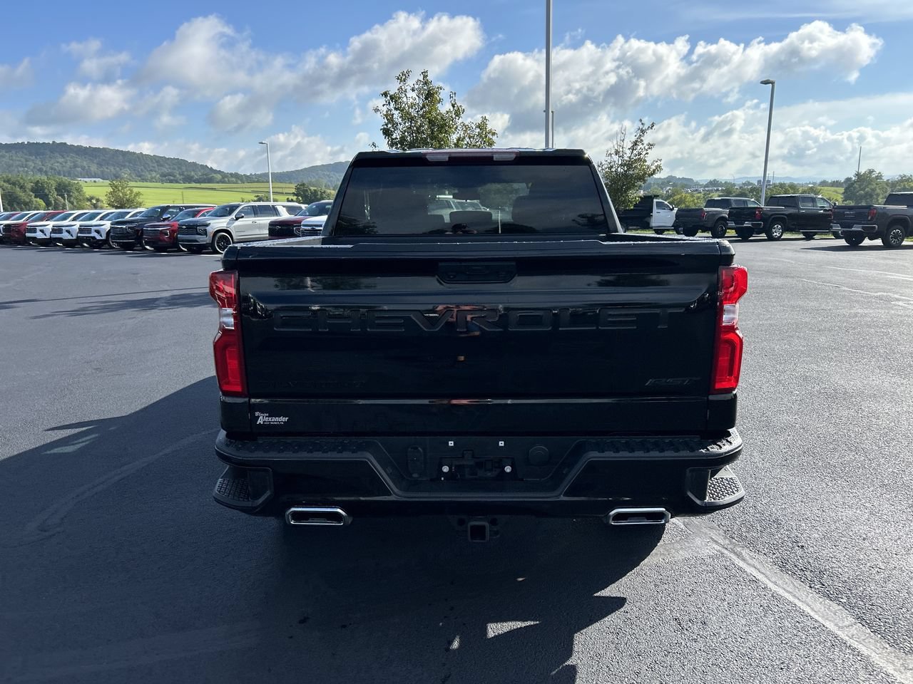 Used 2023 Chevrolet Silverado 1500 RST AWD/4WD image 6