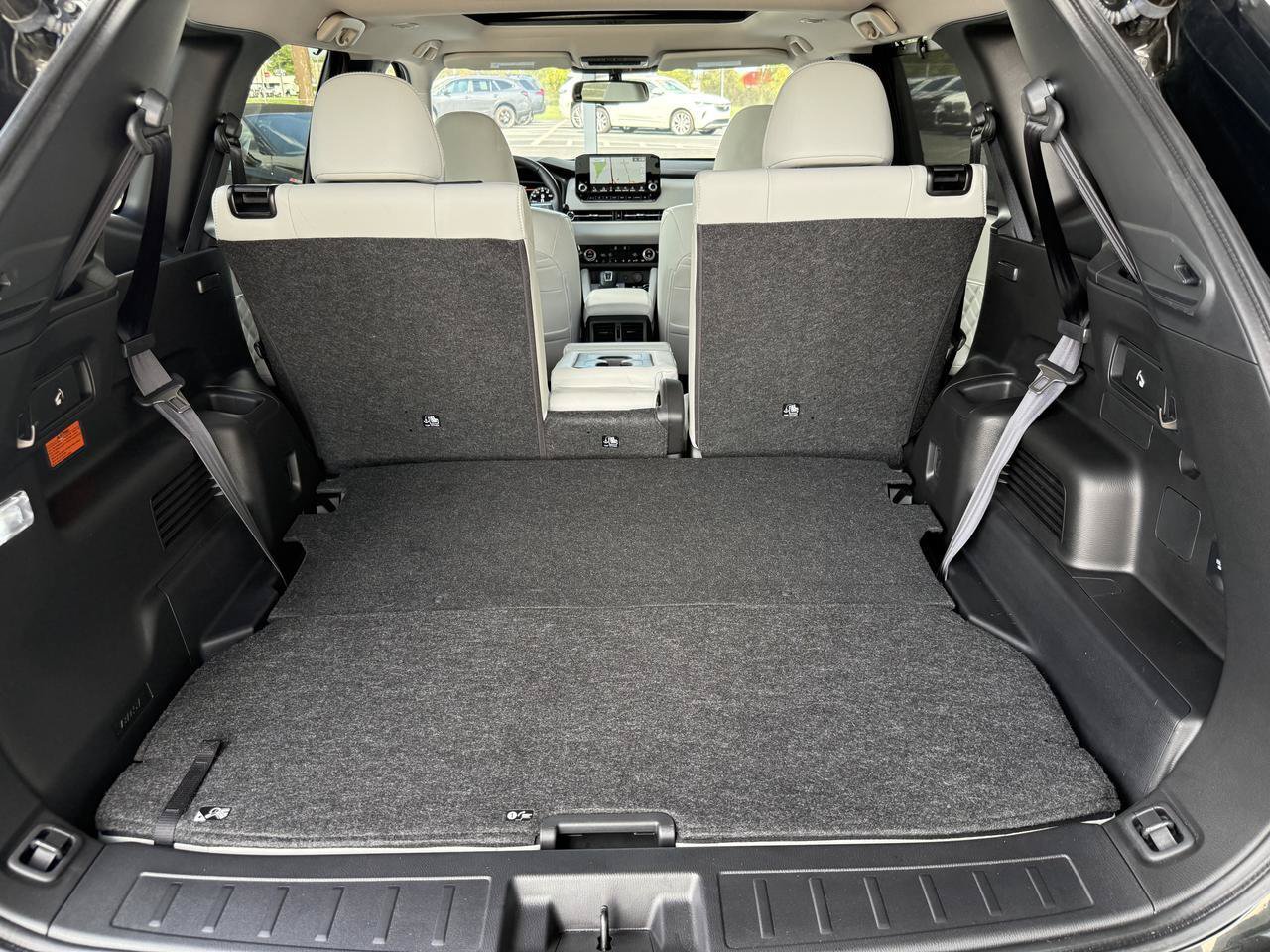 Used 2025 Mitsubishi Outlander SEL AWD/4WD image 43