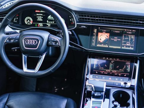 Used 2021 Audi Q7 2.0T Premium w/ Convenience Package image 25