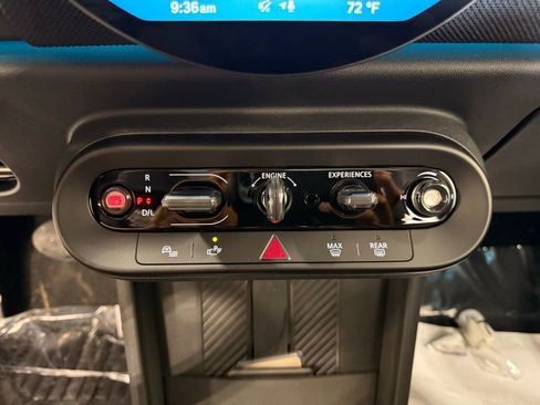 Certified 2025 MINI Cooper S image 18