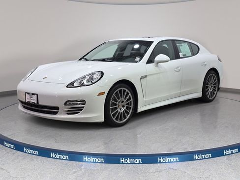 Used 2013 Porsche Panamera 4 image 1