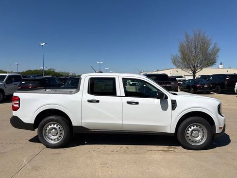 New 2026 Ford Maverick XL AWD/4WD image 3