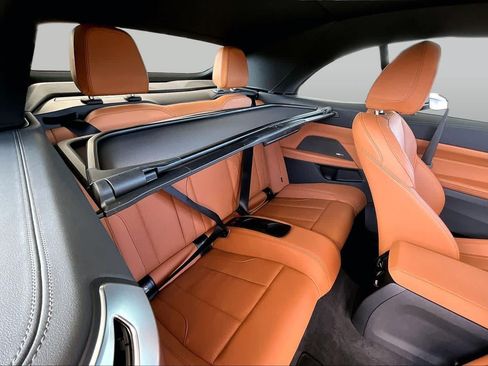 Used 2026 BMW M440i Convertible RWD image 21