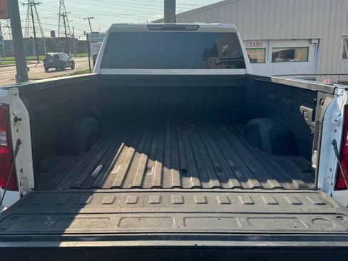 Used 2024 Chevrolet Silverado 2500 LT AWD/4WD image 20