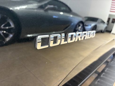 Used 2018 Chevrolet Colorado LT w/ LT Convenience Package image 7