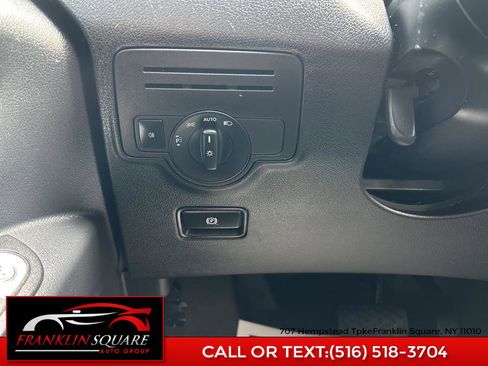 Used 2019 Mercedes-Benz Metris Standard Roof 126 Wheelbase image 50