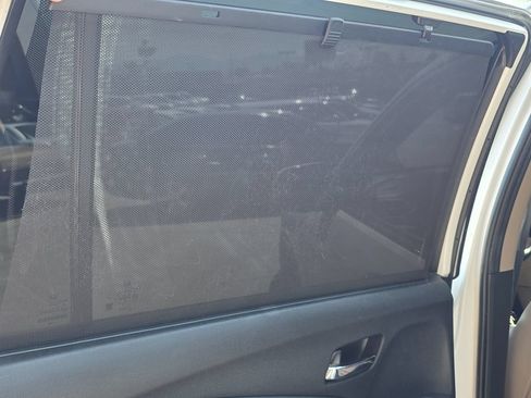 Used 2021 Honda Pilot Elite image 31