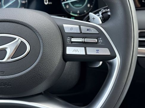 Certified 2025 Hyundai Palisade Calligraphy AWD/4WD image 9