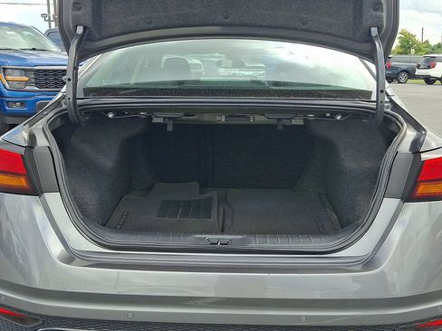 Used 2025 Nissan Altima 2.5 SR FWD image 28