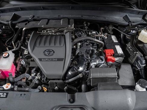 Certified 2025 Toyota Grand Highlander AWD image 18