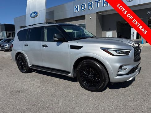 Used 2021 INFINITI QX80 Luxe image 2