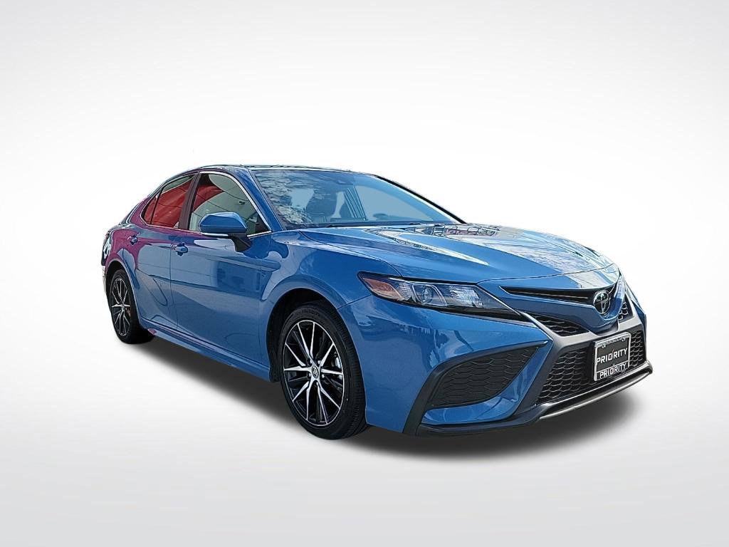 Used 2024 Toyota Camry SE FWD image 6