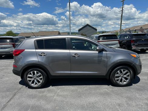 Used 2015 Kia Sportage LX AWD/4WD image 4