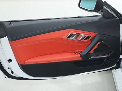 Certified 2023 BMW Z4 sDrive30i w/ Premium Package RWD image 16