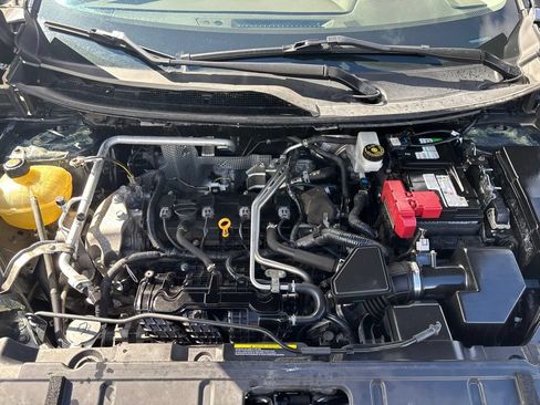 Used 2021 Nissan Rogue SV AWD/4WD image 12