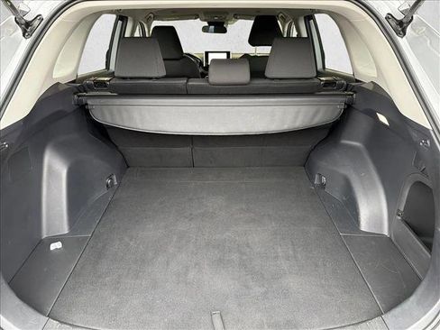 Used 2025 Toyota RAV4 XLE image 24